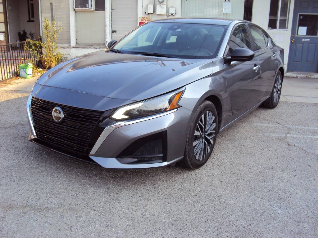2024 Nissan Altima SV — Sedan — 52,539 mi — Covina, CA