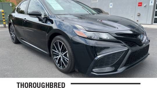 2023 Toyota Camry Hybrid SE — Sedan — 70,244 mi — Tucson, AZ