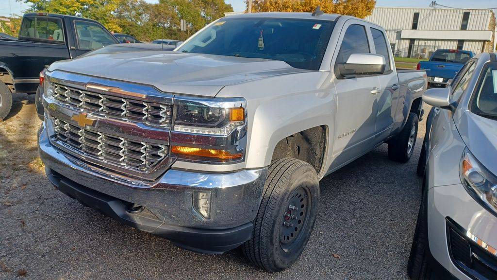 2017 Chevrolet Silverado 1500 LT — Pickup Truck — 137,602 mi — Chillicothe, OH