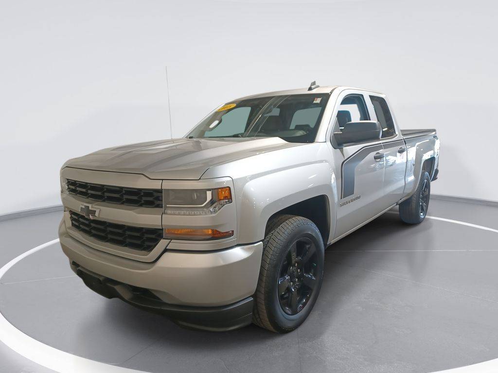 2018 Chevrolet Silverado 1500 Custom — Pickup Truck — 30,839 mi — Chillicothe, OH