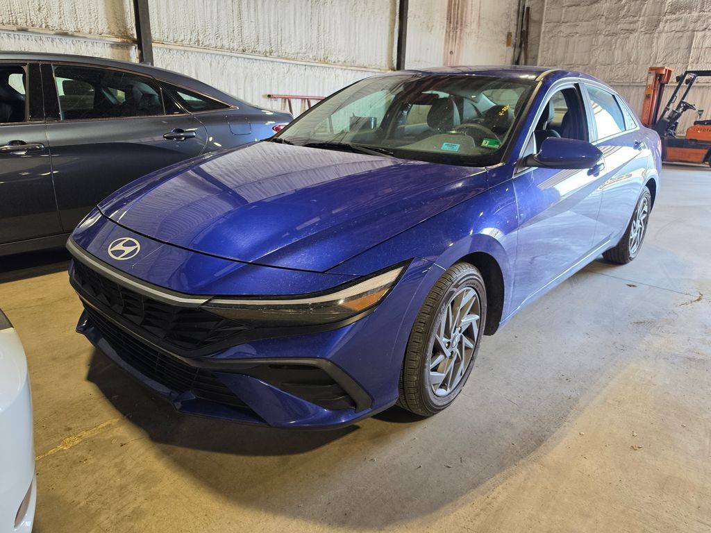 2024 Hyundai Elantra SEL — Sedan — 36,821 mi — Chillicothe, OH
