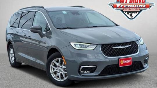 2022 Chrysler Pacifica Touring L — Minivan — 68,021 mi — Casper, WY