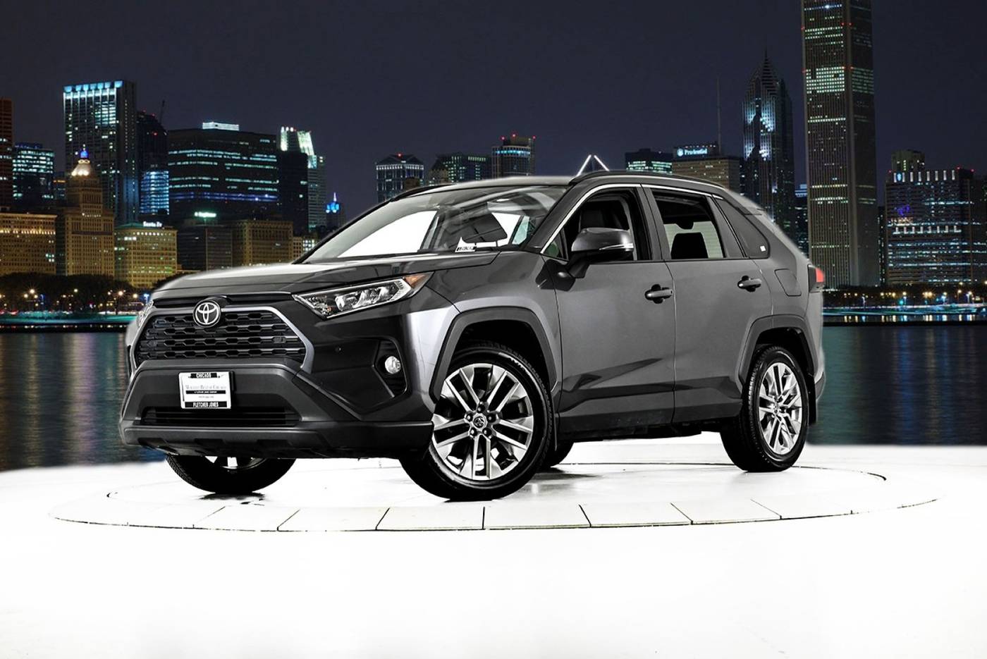 2019 Toyota RAV4 XLE Premium — SUV — 32,875 mi — Chicago, IL