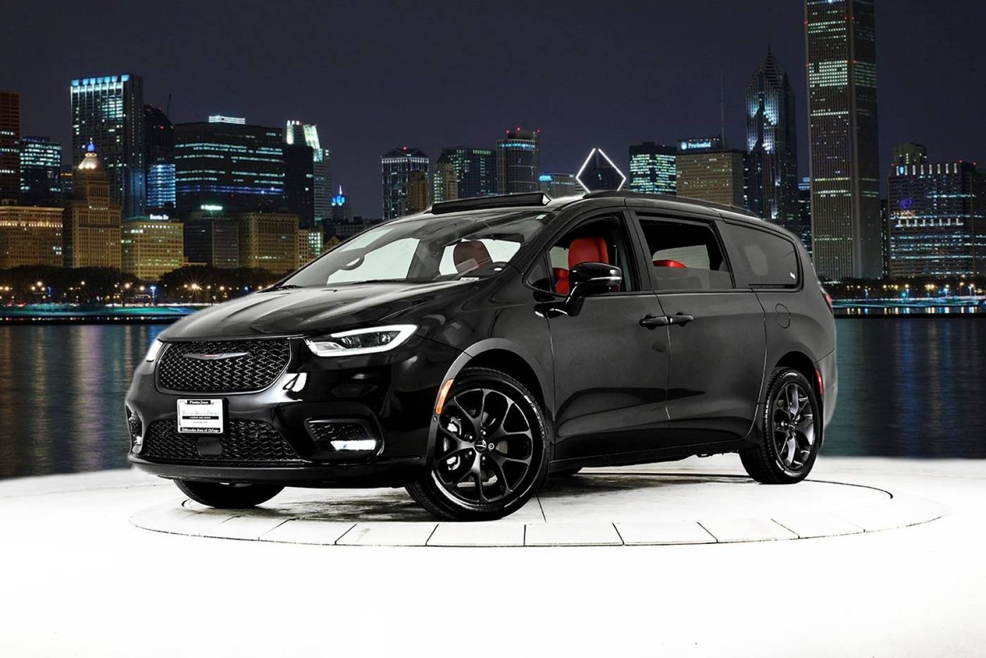 2021 Chrysler Pacifica Limited — Minivan — 37,801 mi — Chicago, IL