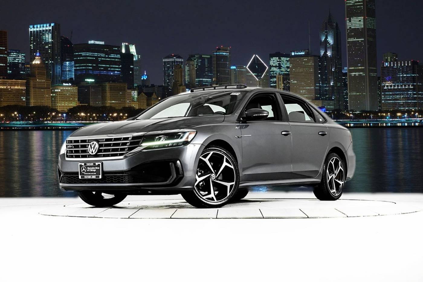 2021 Volkswagen Passat R-Line — Sedan — 12,166 mi — Chicago, IL