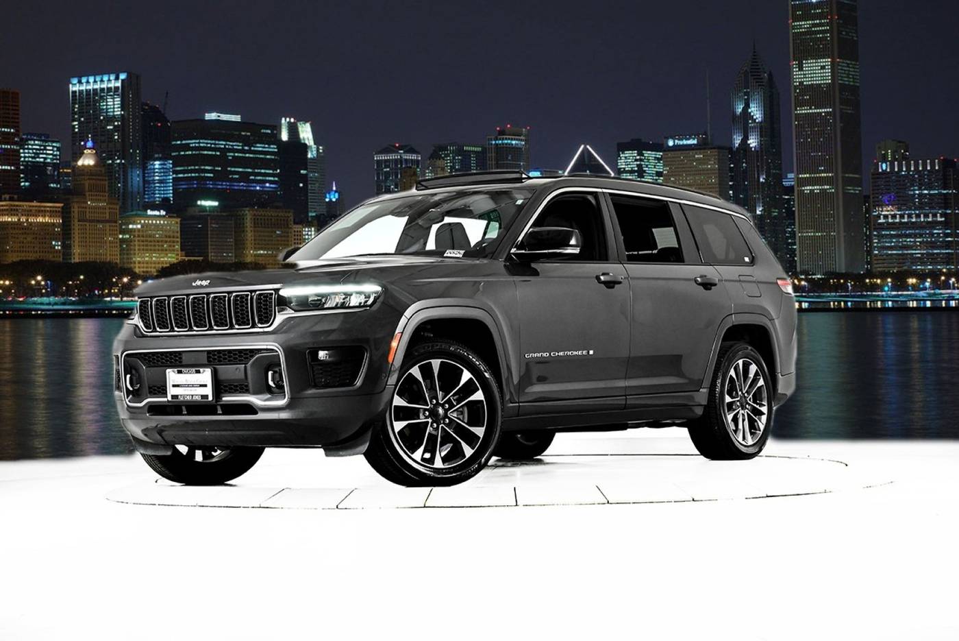 2024 Jeep Grand Cherokee Overland — SUV — 19,543 mi — Chicago, IL