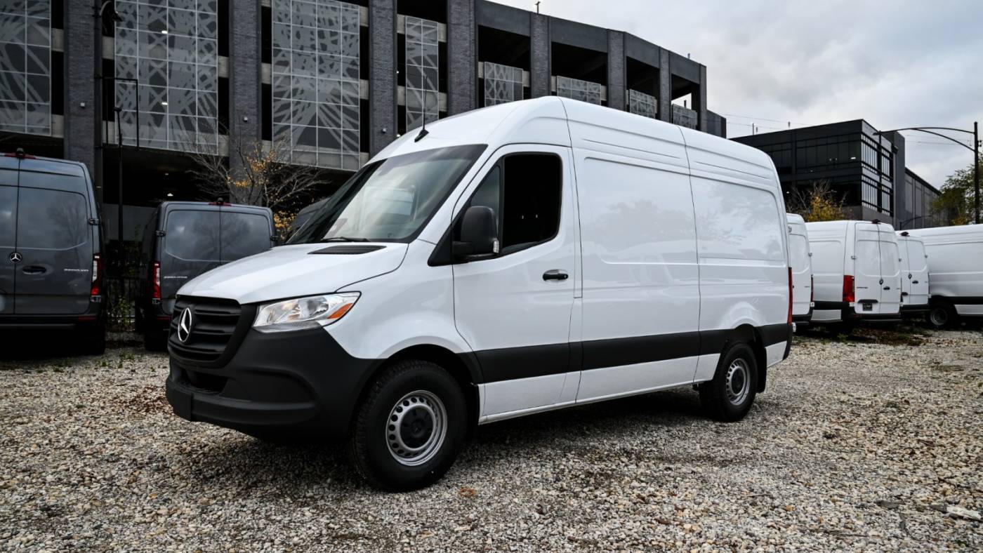2025 Mercedes-Benz Sprinter Cargo Van 2500 — Cargo Van — 1,335 mi — Chicago, IL