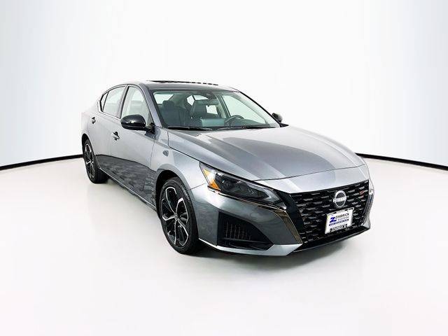 2025 Nissan Altima SR — Sedan — 25,316 mi — Madison, WI