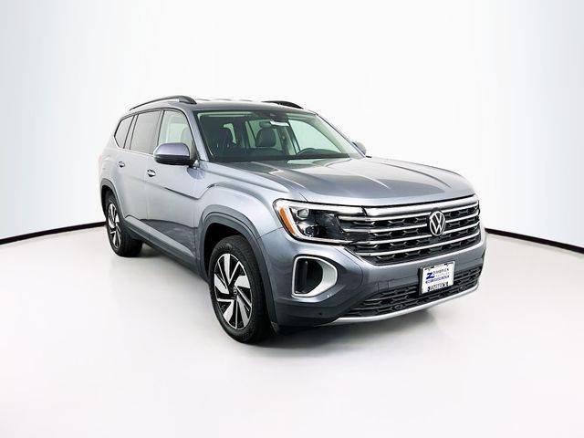 2025 Volkswagen Atlas SE with Technology — SUV — 23,105 mi — Madison, WI