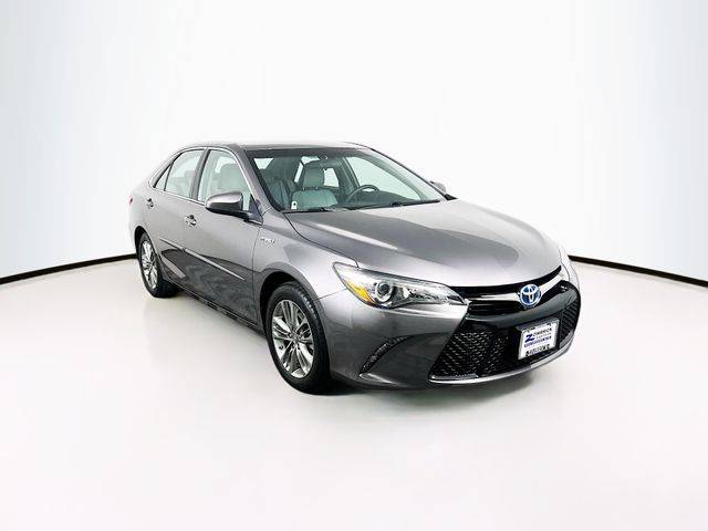 2017 Toyota Camry Hybrid SE — Sedan — 32,160 mi — Madison, WI
