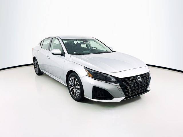 2023 Nissan Altima SV — Sedan — 71,853 mi — Madison, WI