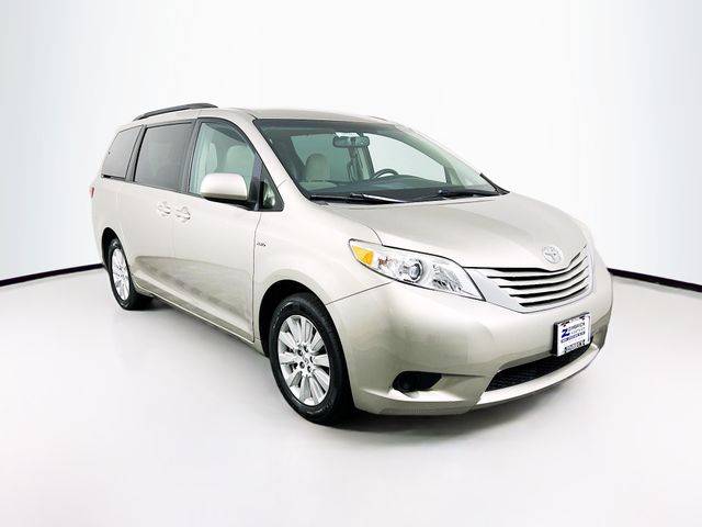 2017 Toyota Sienna LE — Minivan — 65,787 mi — Madison, WI