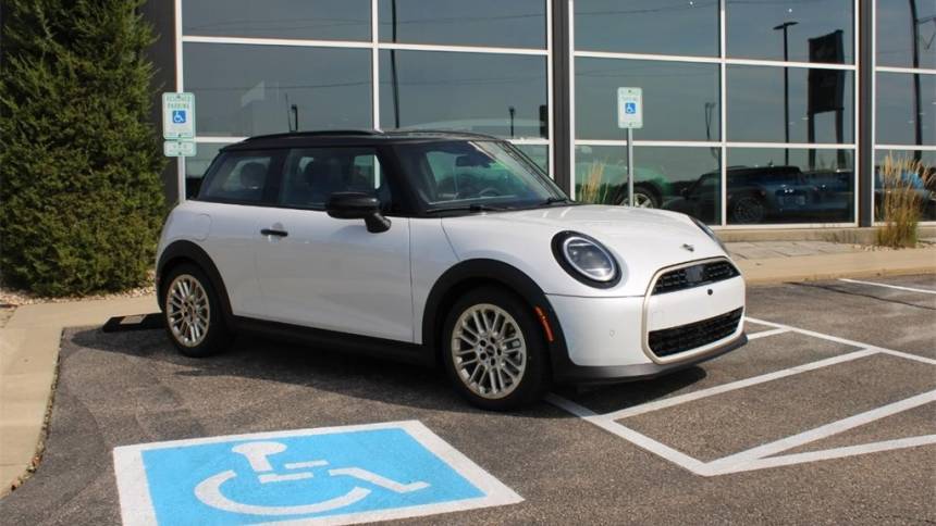 2025 MINI Hardtop Cooper — Hatchback — 1,003 mi — Madison, WI