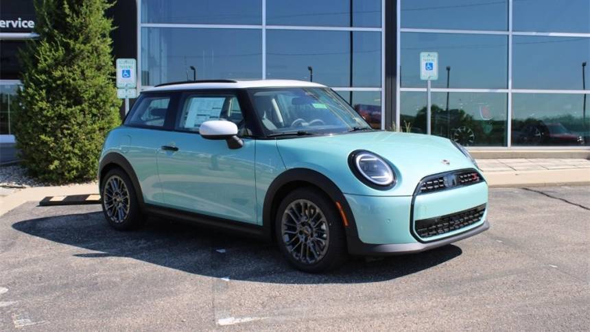 2025 MINI Hardtop Cooper S — Hatchback — 3,830 mi — Madison, WI