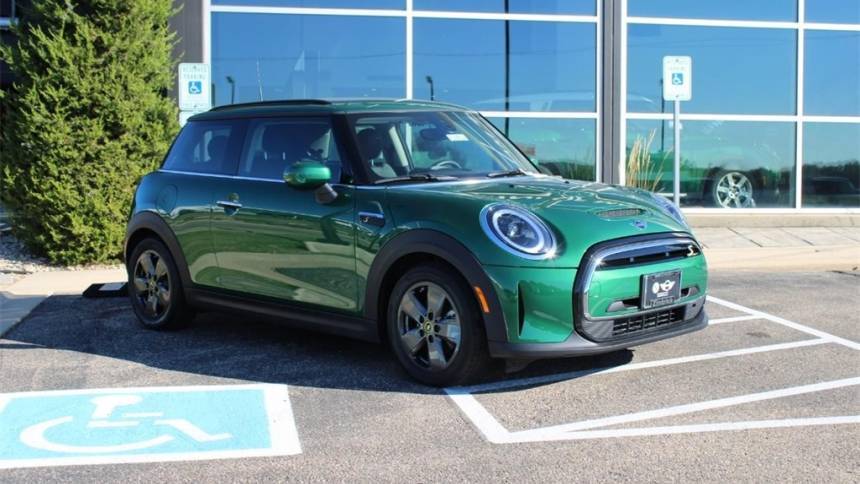 2023 MINI Electric Hardtop Cooper SE — Hatchback — 9,893 mi — Madison, WI