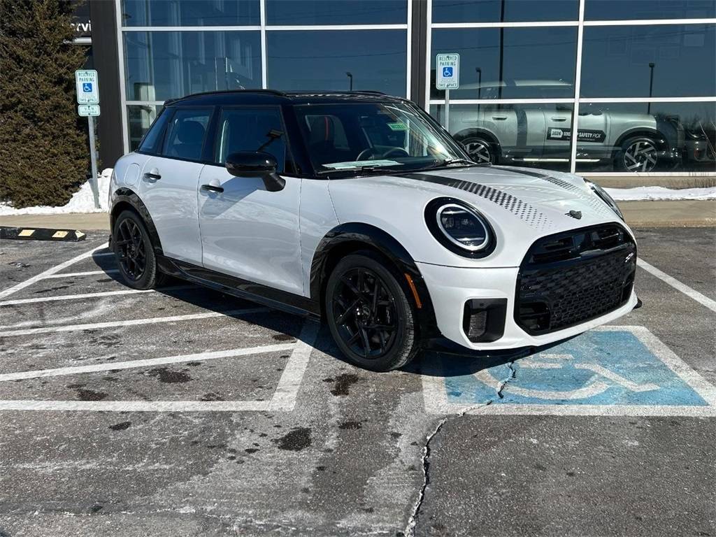 2025 MINI Hardtop Cooper S — Hatchback — 145 mi — Madison, WI