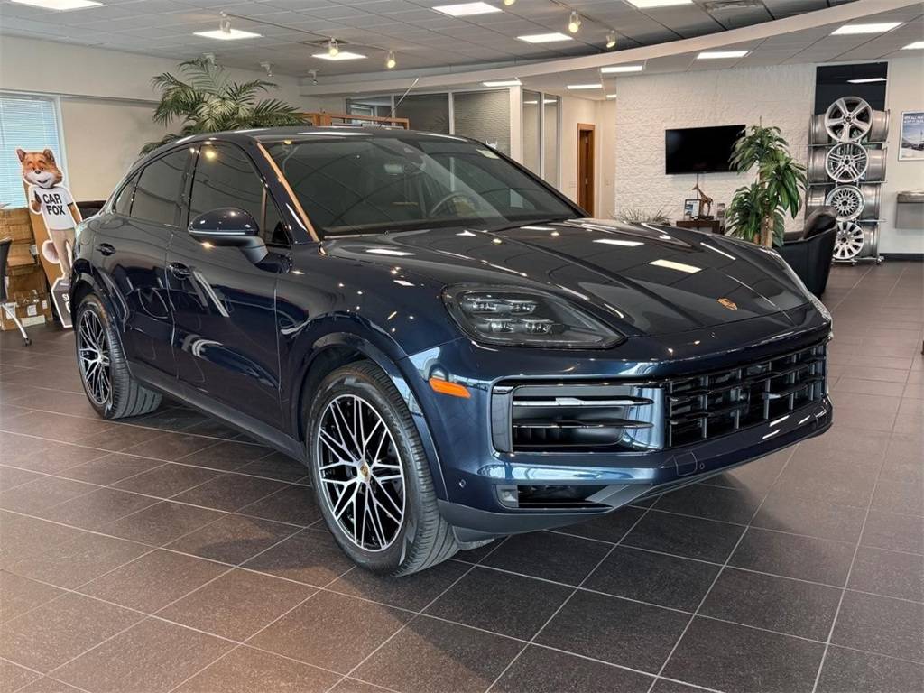 2024 Porsche Cayenne Standard — SUV — 16,377 mi — Madison, WI