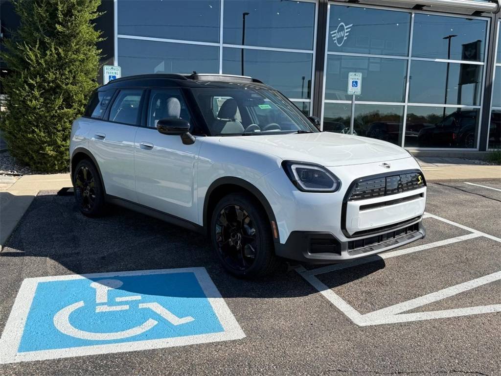 2025 MINI Countryman SE SE — SUV — 223 mi — Madison, WI