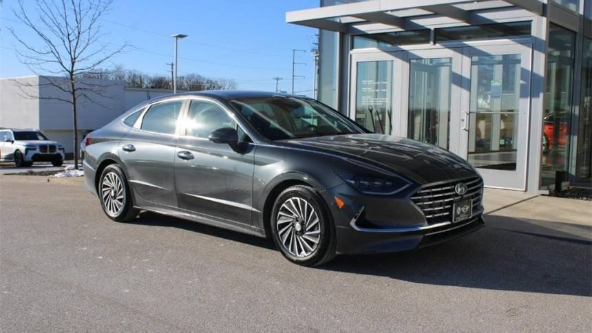 2023 Hyundai Sonata Hybrid Limited — Sedan — 41,972 mi — Madison, WI