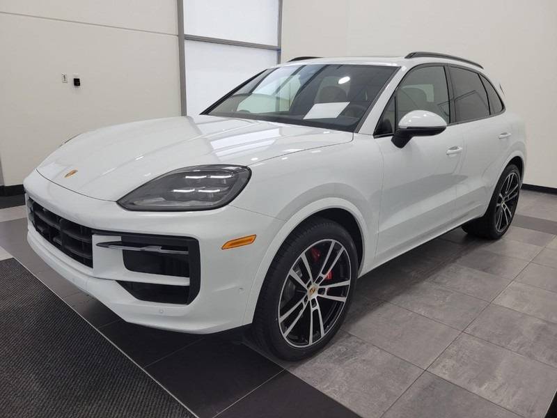 2024 Porsche Cayenne S — SUV — 2,506 mi — Madison, WI
