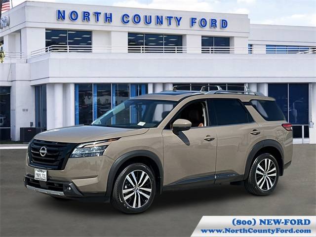 2024 Nissan Pathfinder Platinum — SUV — 11,401 mi — Vista, CA