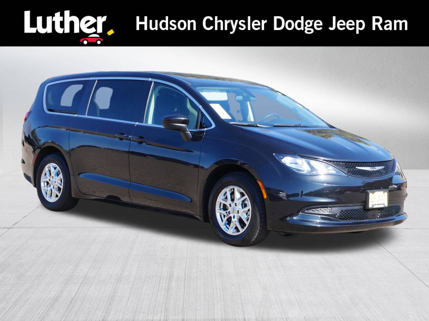2022 Chrysler Voyager LX — Minivan — 60,051 mi — Hudson, WI