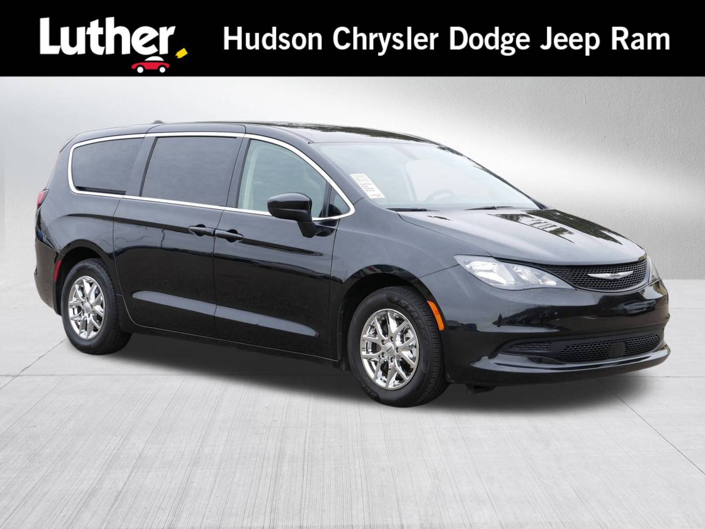 2022 Chrysler Voyager LX — Minivan — 61,335 mi — Hudson, WI
