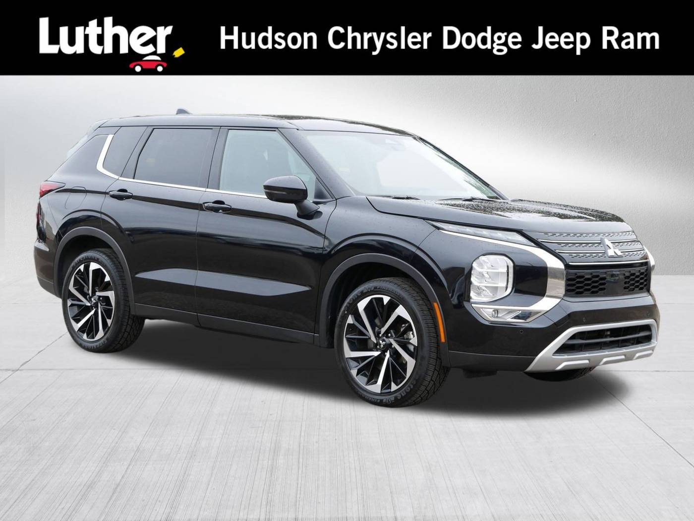 2023 Mitsubishi Outlander SE — SUV — 50,005 mi — Hudson, WI
