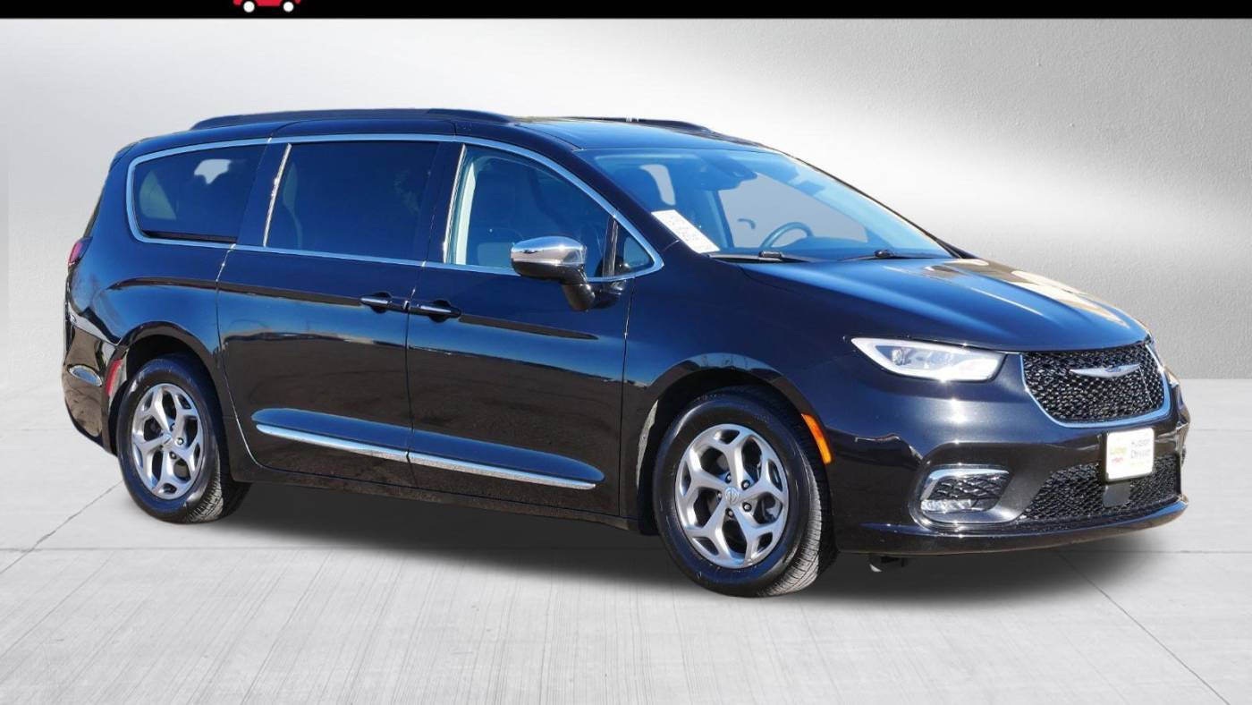 2023 Chrysler Pacifica Limited — Minivan — 64,865 mi — Hudson, WI