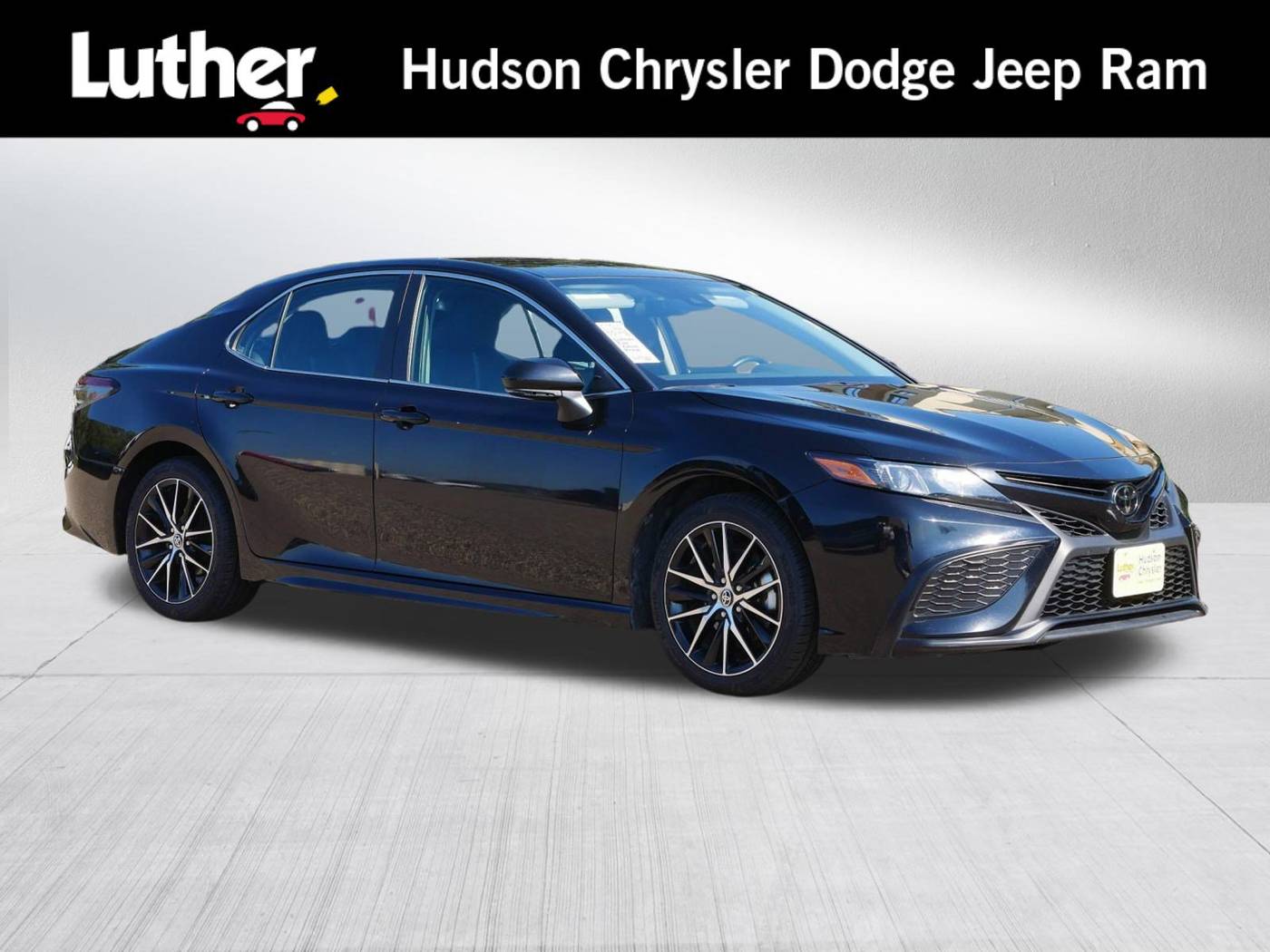 2024 Toyota Camry SE — Sedan — 29,181 mi — Hudson, WI