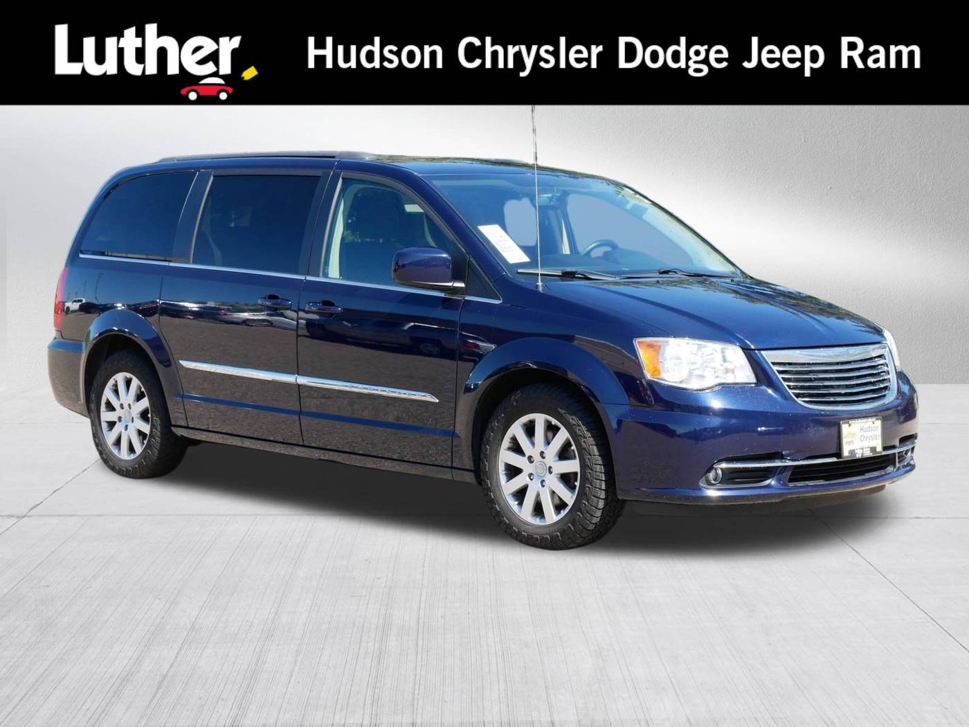 2015 Chrysler Town & Country Touring — Minivan — 114,791 mi — Hudson, WI