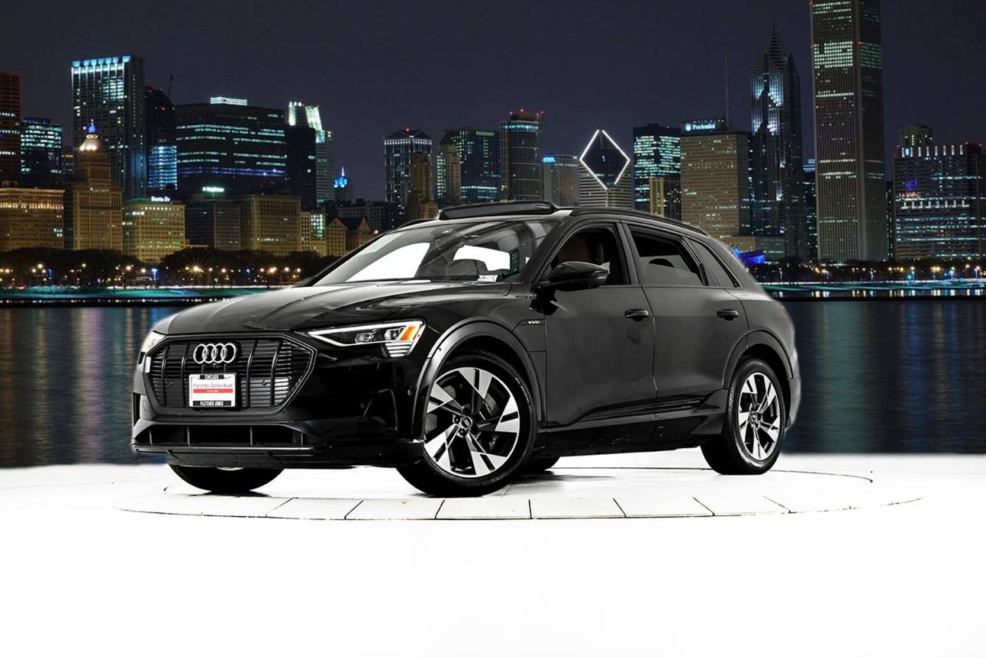 2022 Audi e-tron Premium — SUV — 10,047 mi — Chicago, IL
