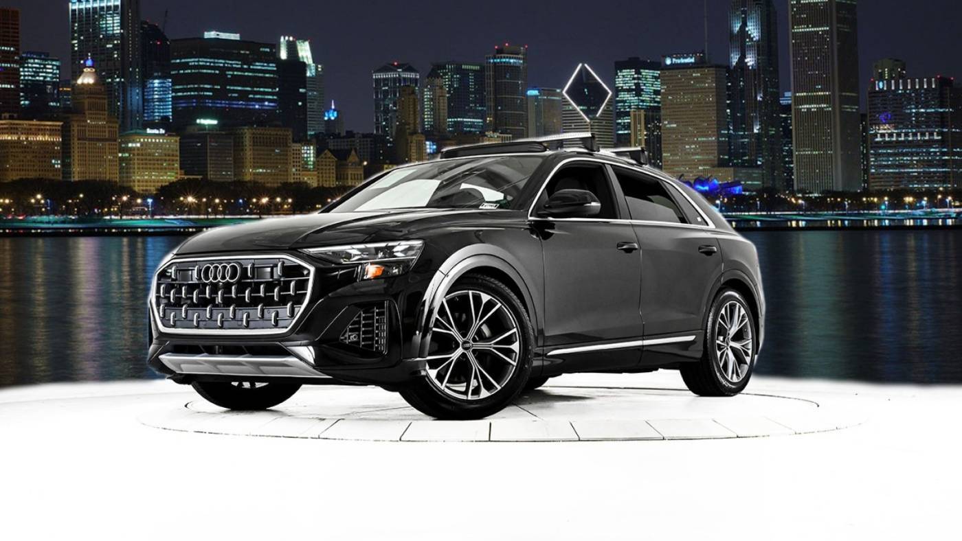 2024 Audi Q8 Prestige — SUV — 8,798 mi — Chicago, IL