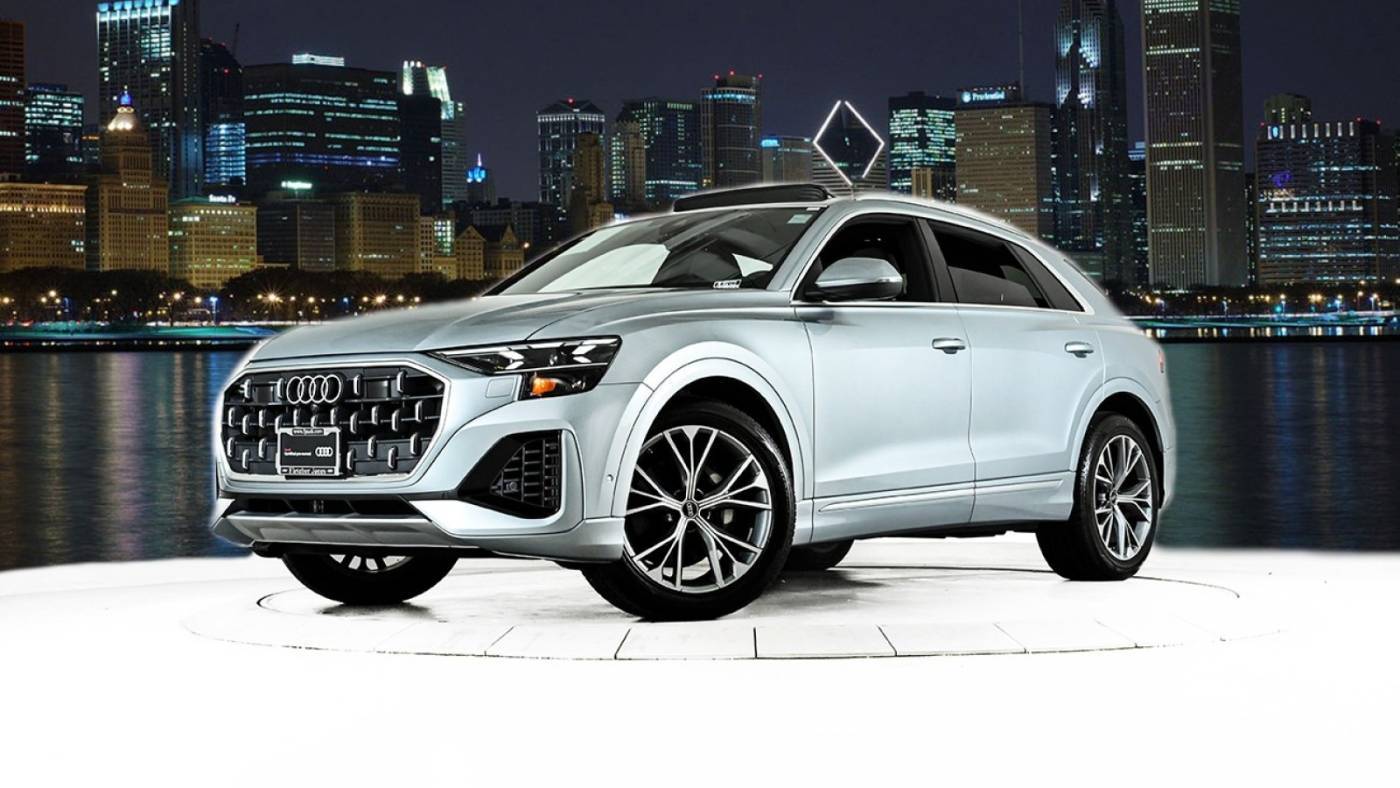 2024 Audi Q8 Prestige — SUV — 4,928 mi — Chicago, IL