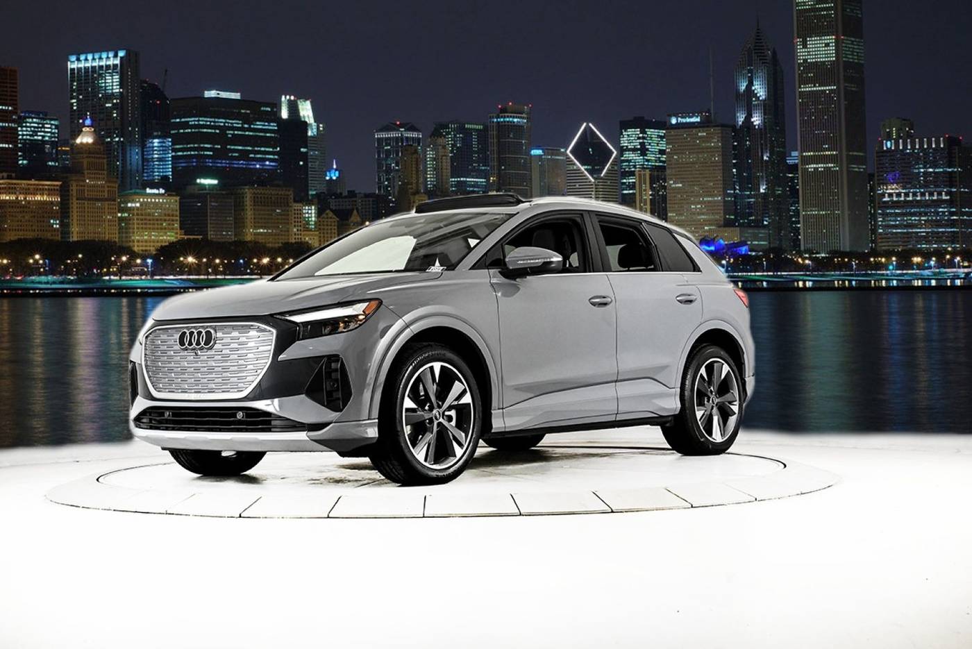 2022 Audi Q4 e-tron Premium Plus — SUV — 4,976 mi — Chicago, IL