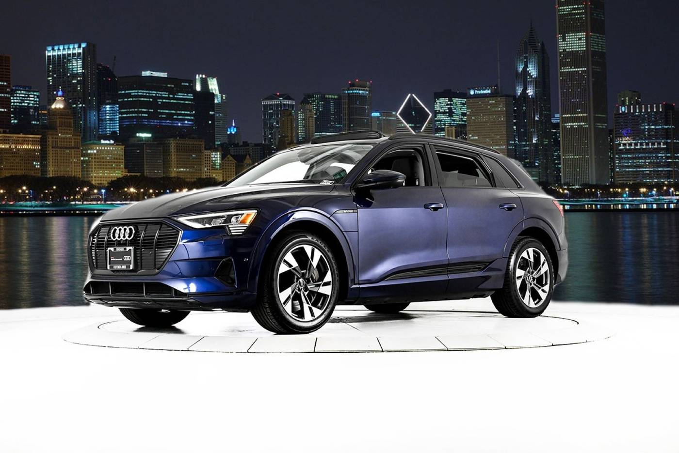 2022 Audi e-tron Premium — SUV — 19,678 mi — Chicago, IL