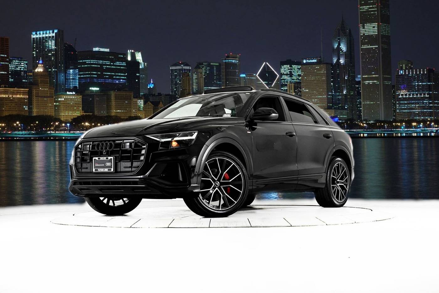 2022 Audi Q8 Premium Plus — SUV — 29,604 mi — Chicago, IL