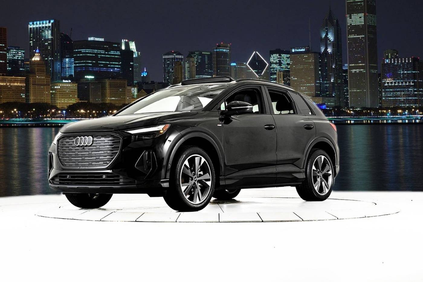 2024 Audi Q4 e-tron Premium Plus — SUV — 14,816 mi — Chicago, IL