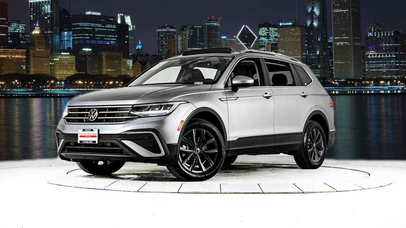 2022 Volkswagen Tiguan SE — SUV — 13,239 mi — Chicago, IL
