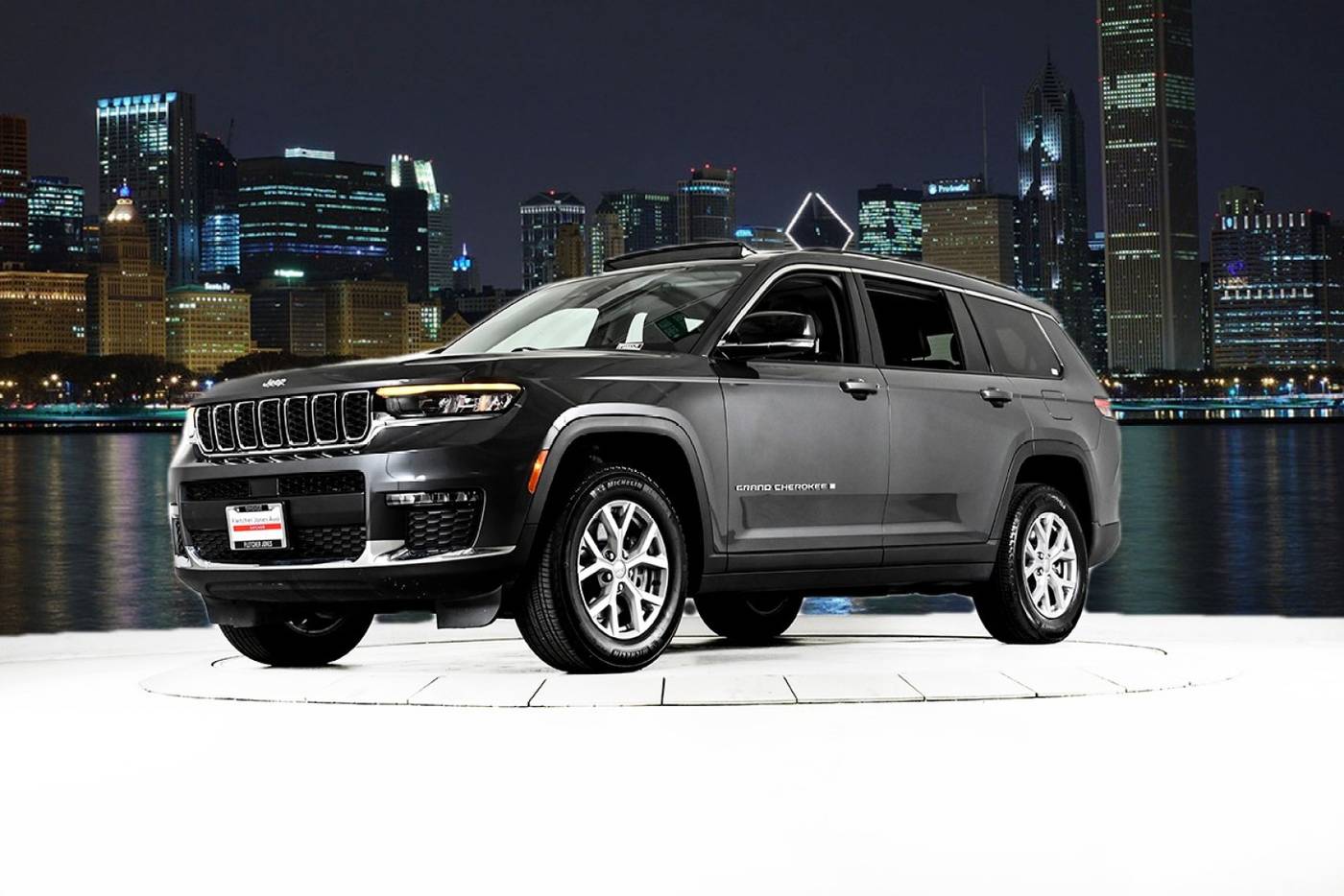 2022 Jeep Grand Cherokee Limited — SUV — 9,354 mi — Chicago, IL