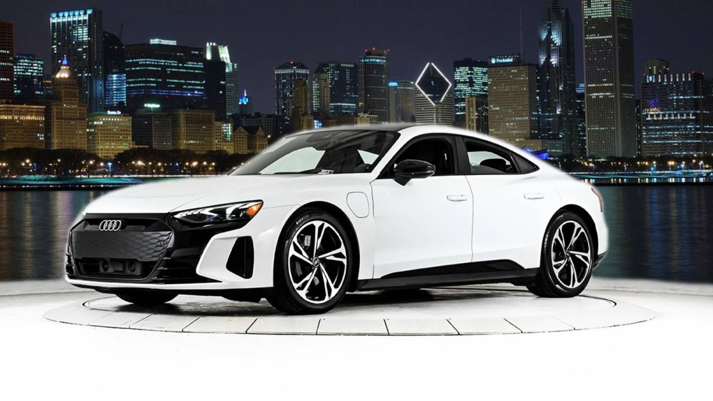 2022 Audi e-tron GT Premium Plus — Sedan — 29,407 mi — Chicago, IL