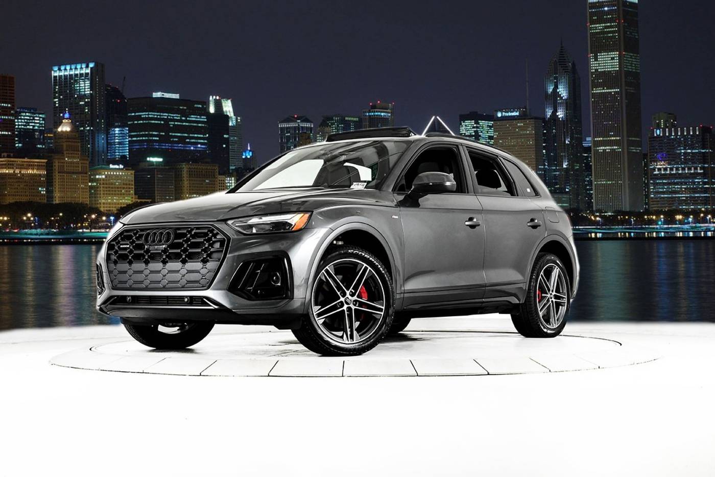 2025 Audi Q5 Plug-In Hybrid e Premium Plus — SUV — 8,266 mi — Chicago, IL
