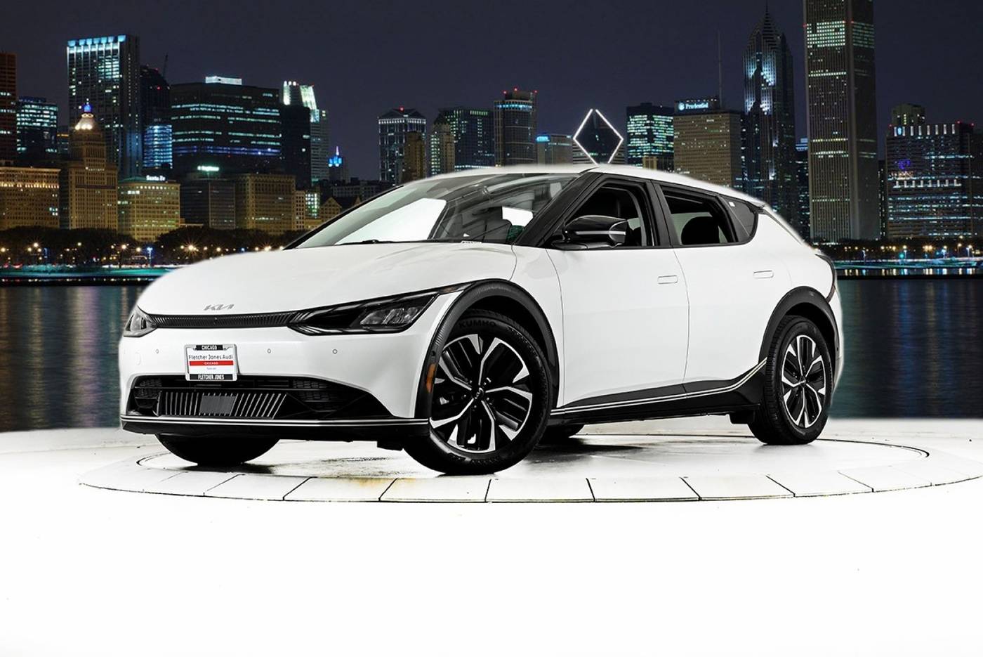2022 Kia EV6 Wind — SUV — 18,543 mi — Chicago, IL