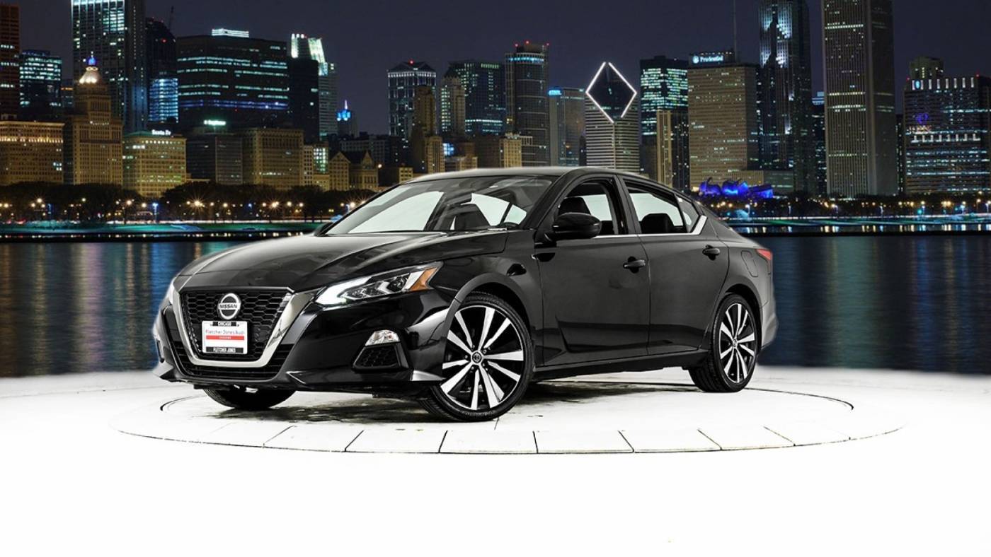 2022 Nissan Altima SR — Sedan — 43,825 mi — Chicago, IL