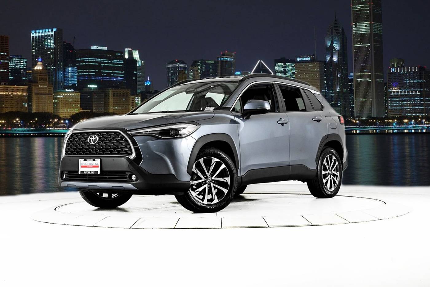 2024 Toyota Corolla Cross XLE — SUV — 7,804 mi — Chicago, IL