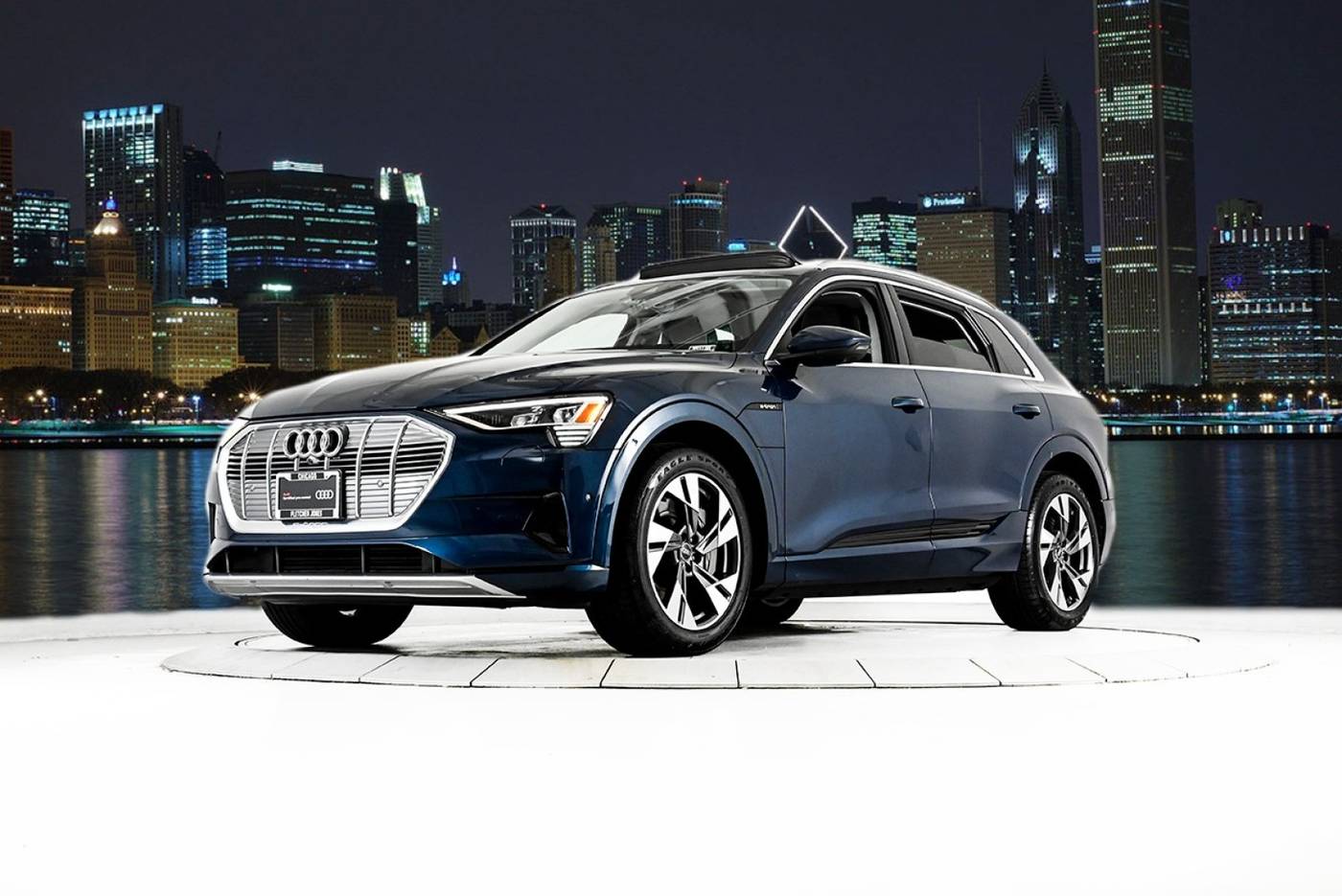 2022 Audi e-tron Premium Plus — SUV — 14,854 mi — Chicago, IL