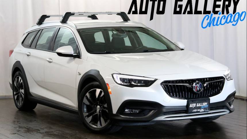 2018 Buick Regal TourX Essence — Wagon — 87,423 mi — Addison, IL