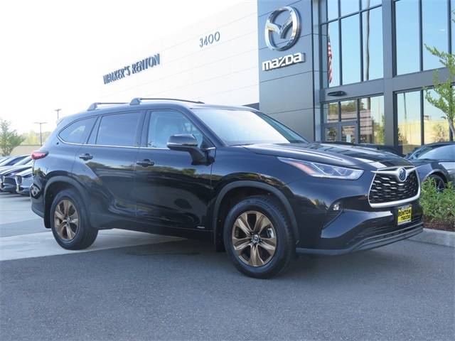 2022 Toyota Highlander Hybrid Bronze Edition — SUV — 30,963 mi — Renton, WA