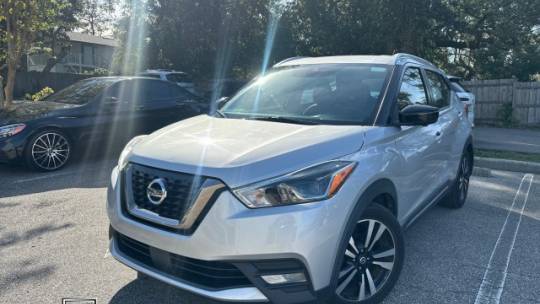 2020 Nissan Kicks SR