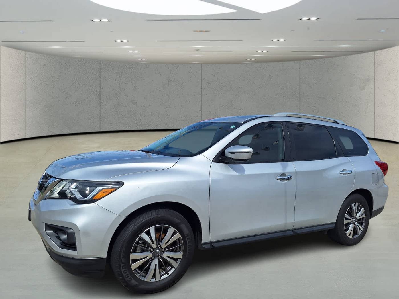 2020 Nissan Pathfinder SV — SUV — 86,322 mi — Metairie, LA